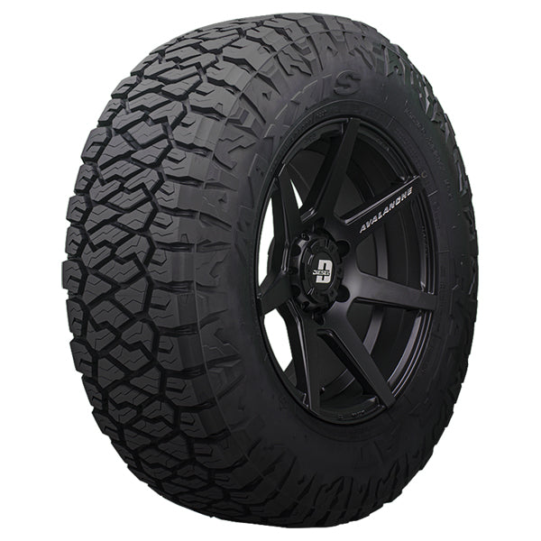 Maxxis P265/70R17 116T XL RAZR AT811